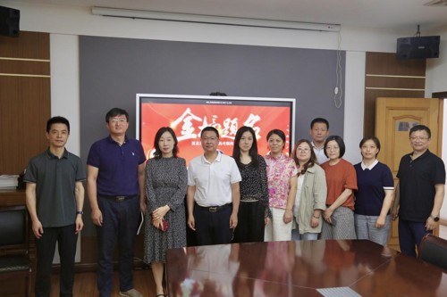 “粽香传情暖人心 助力高考送祝福”——北辰电气开展端午节关爱职工子女高考慰问活动